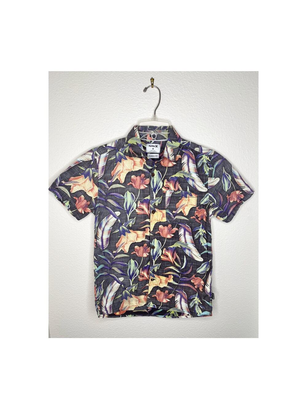 HURLEY Kid's Fat Cap Button-Up Tee Size Medium